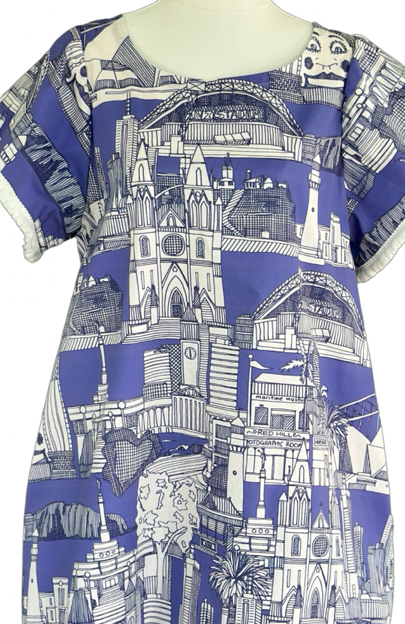 GOOD-TO-GO    Layla dress in Australian Landmarks    size 12