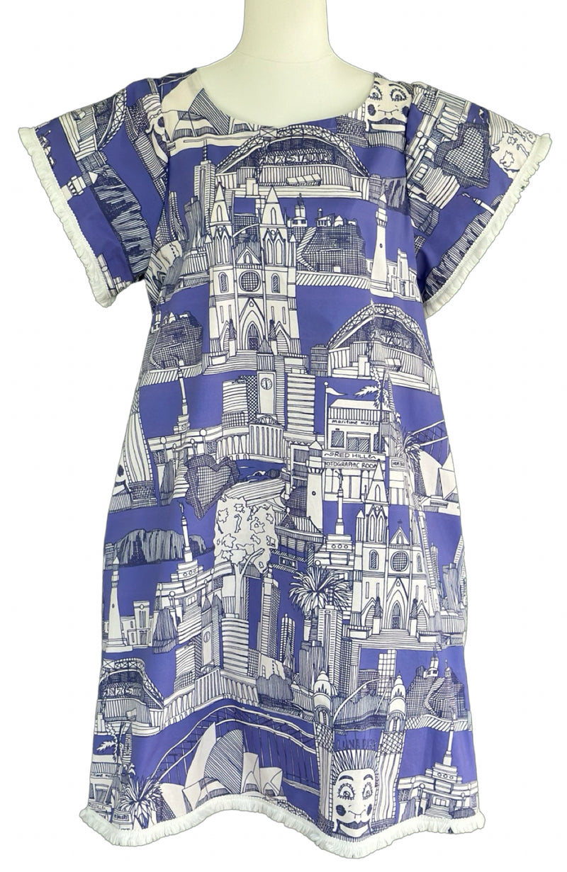 GOOD-TO-GO    Layla dress in Australian Landmarks    size 12